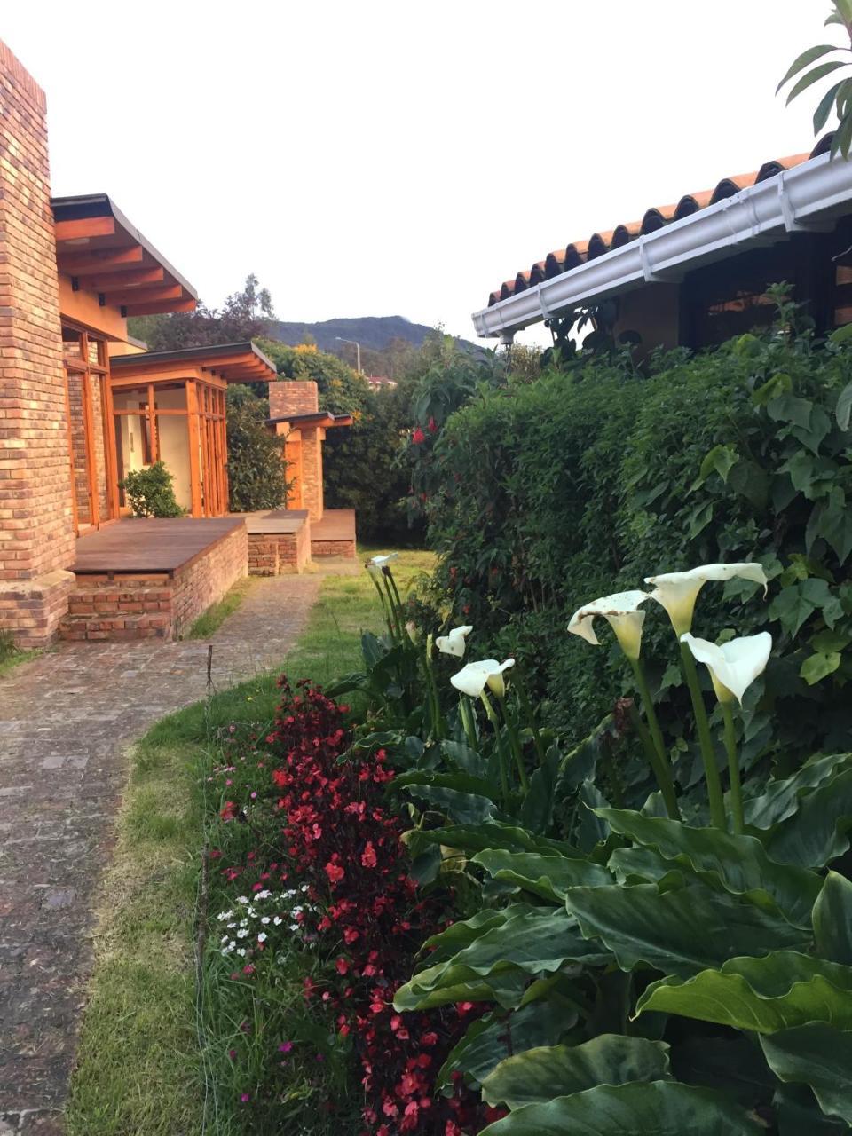 Titue Refugio , Cabanas ลากาเลรา ภายนอก รูปภาพ